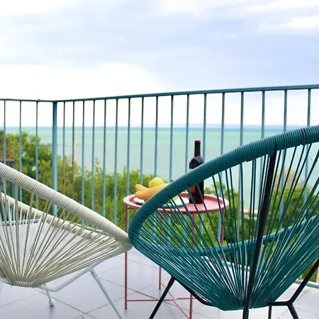 Guest house Sunset Art Beach Front Chernomorets