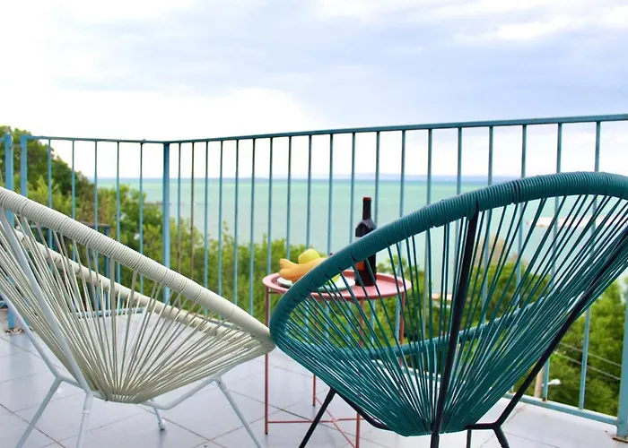 بيت ضيافة Sunset Art Front تشيرنوموريتس