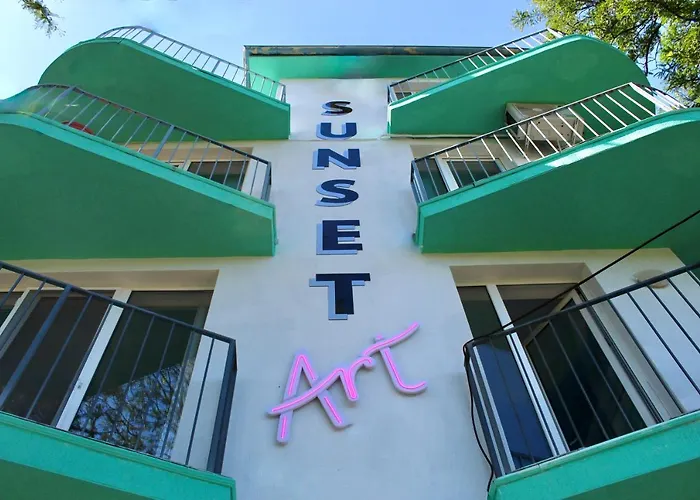 Sunset Art Front Гостевой дом