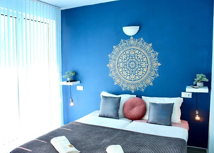 Гостевой дом Sunset Art Front 4*